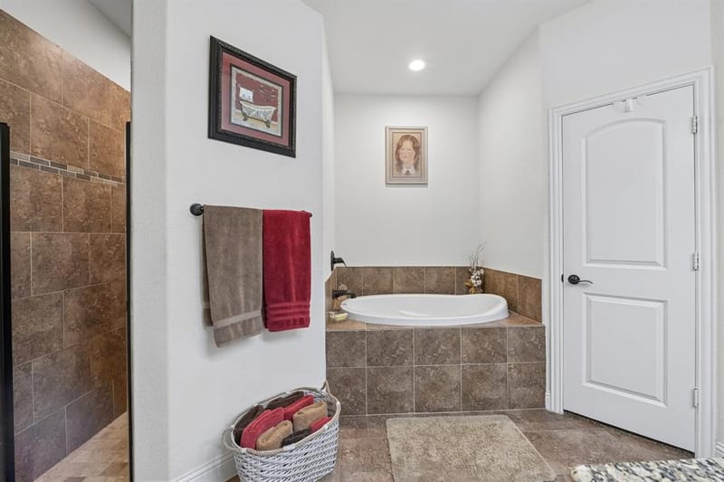 279 Marina Drive, Azle TX 76020 - Photo 21
