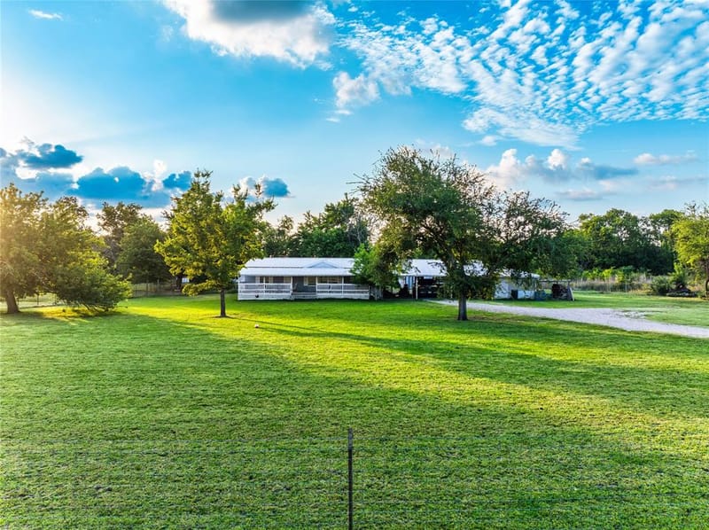 5401 E Cheryl Lane, Kaufman TX 75142 - Photo 2