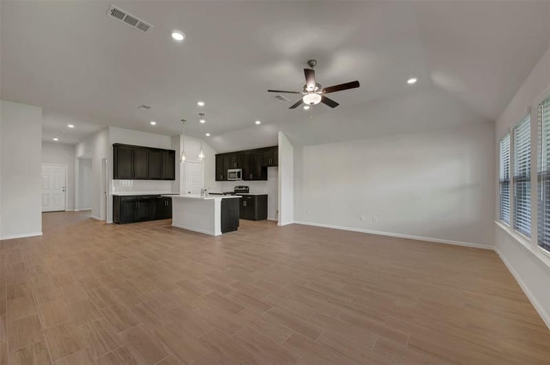 160 Hudson Lane, Justin TX 76247 - Photo 6