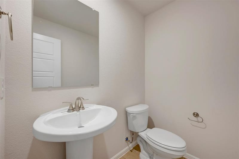 160 Hudson Lane, Justin TX 76247 - Photo 29