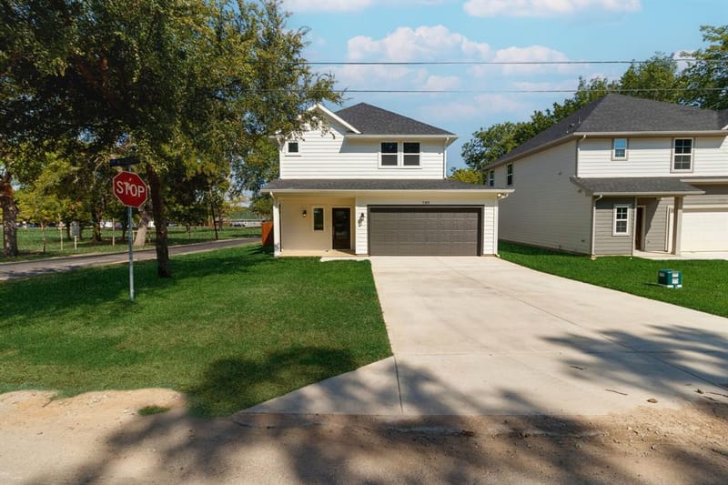 789 WA Denton Drive, Van Alstyne TX 75495 - Photo 2