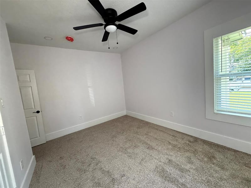 2502 W Lovers Lane, Dallas TX 75235 - Photo 17