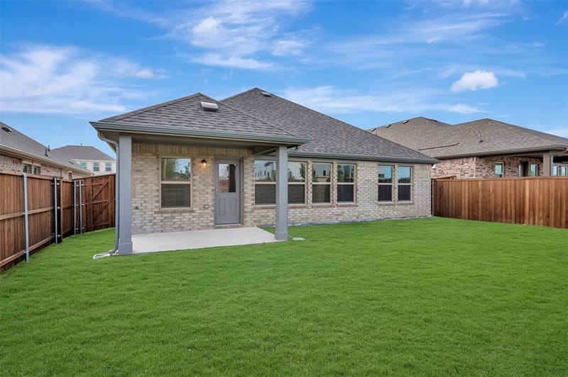 110 Rockwood Lane, Justin TX 76247 - Photo 34
