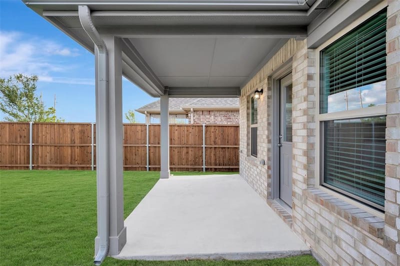 110 Rockwood Lane, Justin TX 76247 - Photo 37