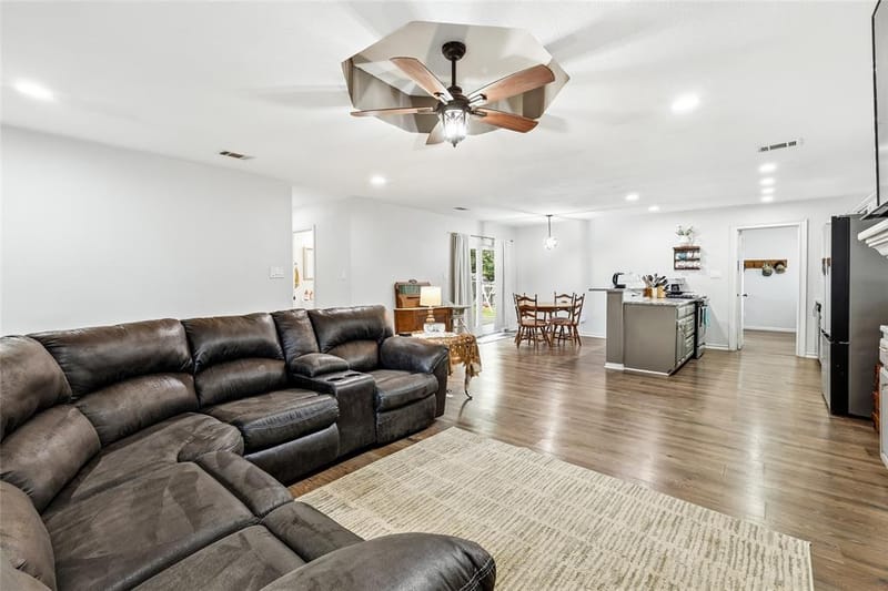588 Pine Street, Lewisville TX 75057 - Photo 12