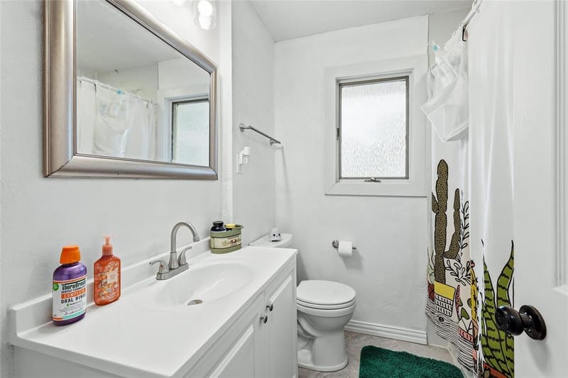 588 Pine Street, Lewisville TX 75057 - Photo 32