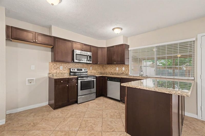 1205 Crestwood Court, Allen TX 75002 - Photo 4