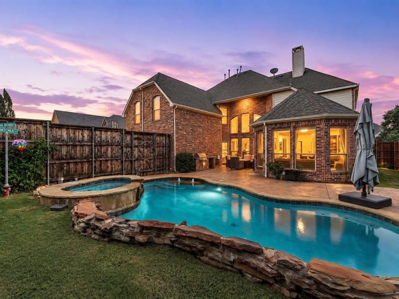 1728 Sandstone Drive, Frisco TX 75034 - Photo 2