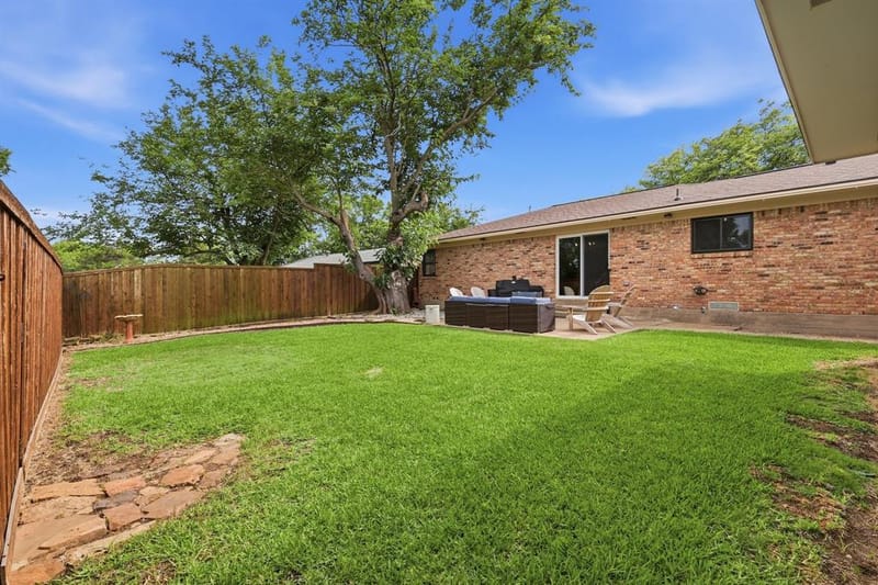 1289 S Waco Street, Van Alstyne TX 75495 - Photo 33