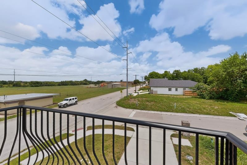 5017 Pickett Street, Greenville TX 75401 - Photo 37