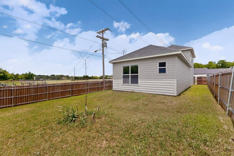 5017 Pickett Street, Greenville TX 75401 - Photo 39