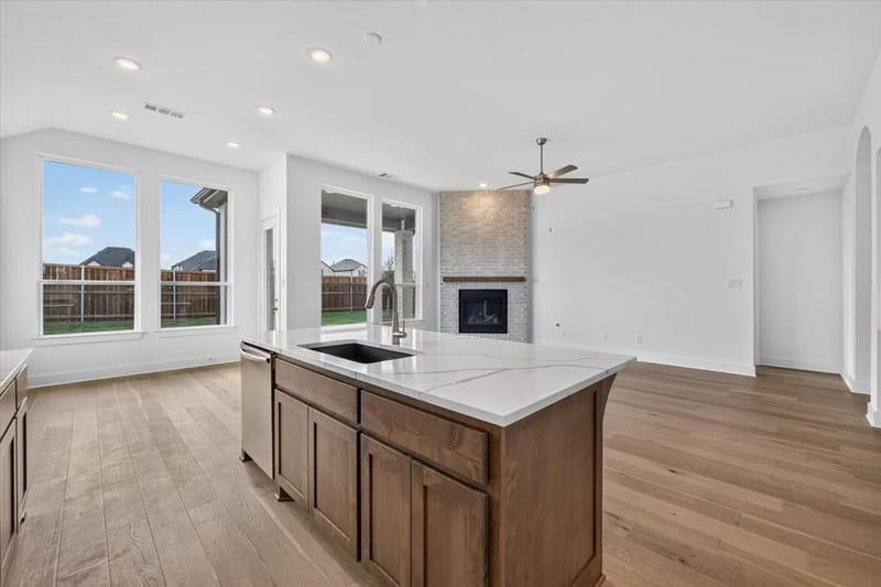 1609 Buscot Lane, Fort Worth TX 76052 - Photo 9