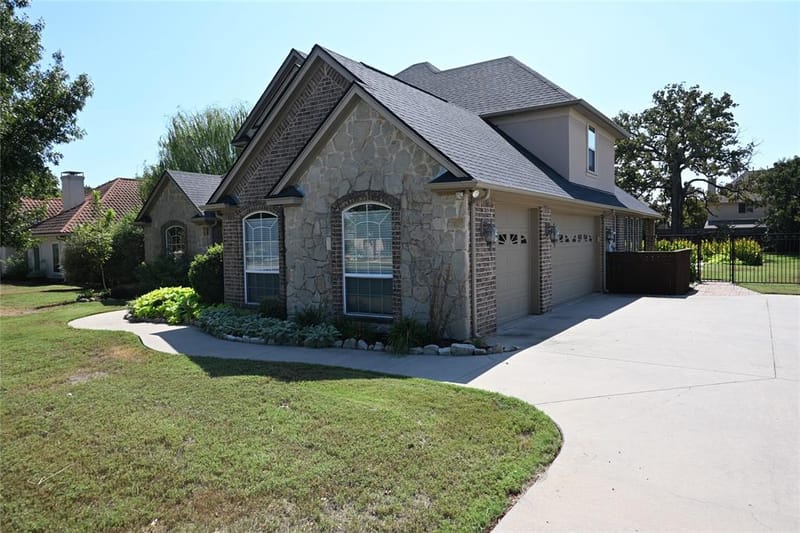 109 Palomino, Shady Shores TX 76208 - Photo 2
