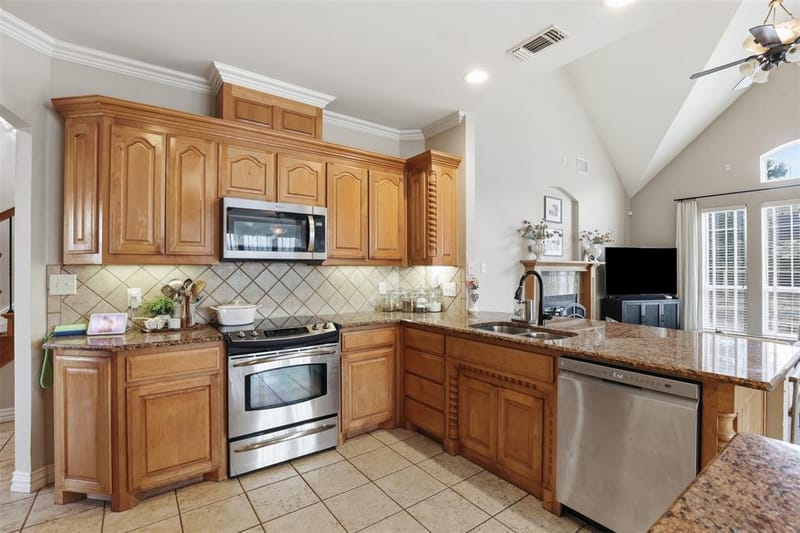 109 Palomino, Shady Shores TX 76208 - Photo 11