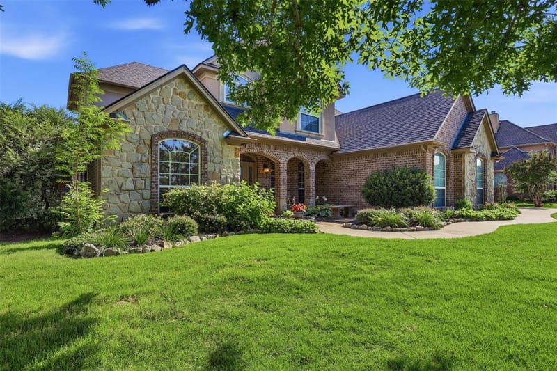 109 Palomino, Shady Shores TX 76208 - Photo 4