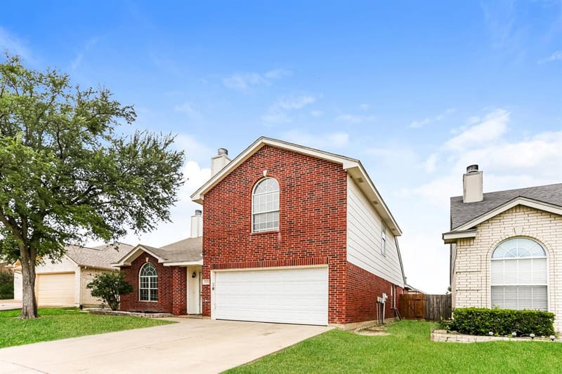8959 Rushing River Drive, Fort Worth TX 76118 - Photo 3