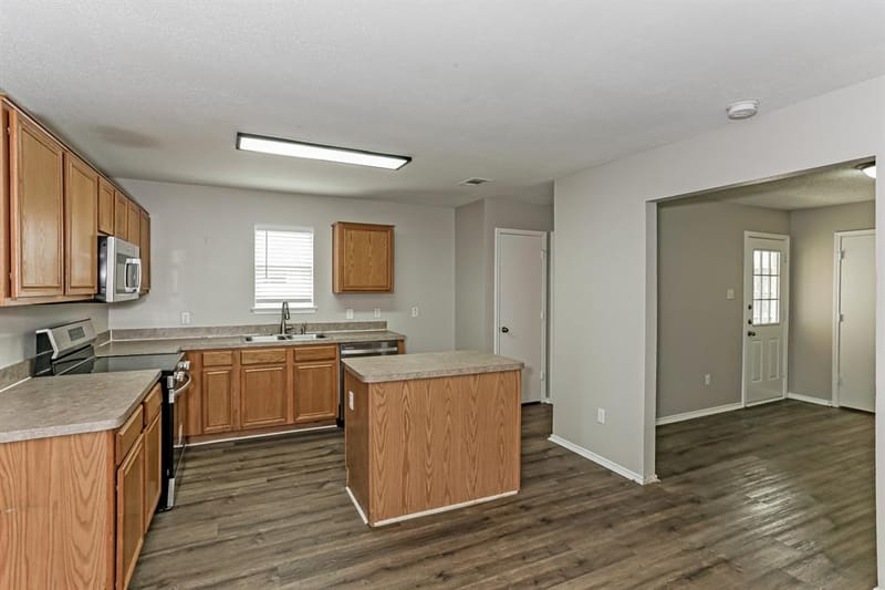 8959 Rushing River Drive, Fort Worth TX 76118 - Photo 8