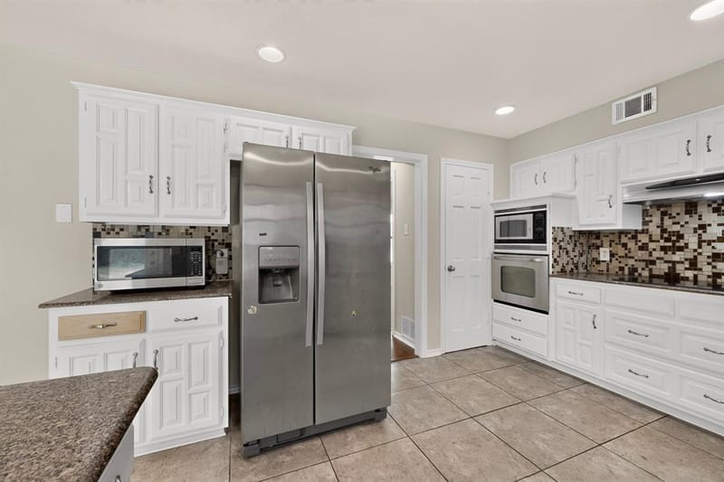 1900 Thames Drive, Arlington TX 76017 - Photo 17