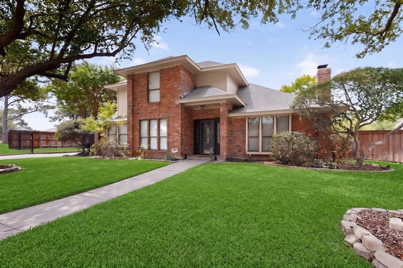 1900 Thames Drive, Arlington TX 76017 - Photo 3