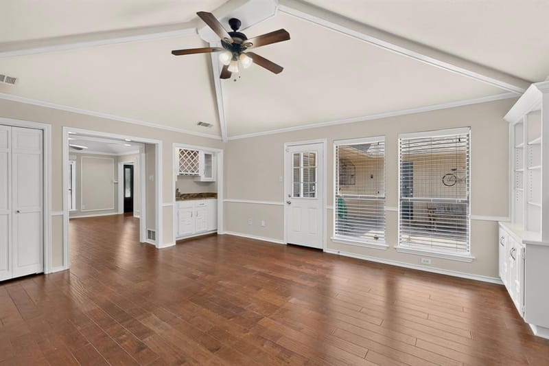 1900 Thames Drive, Arlington TX 76017 - Photo 14