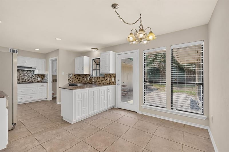 1900 Thames Drive, Arlington TX 76017 - Photo 8