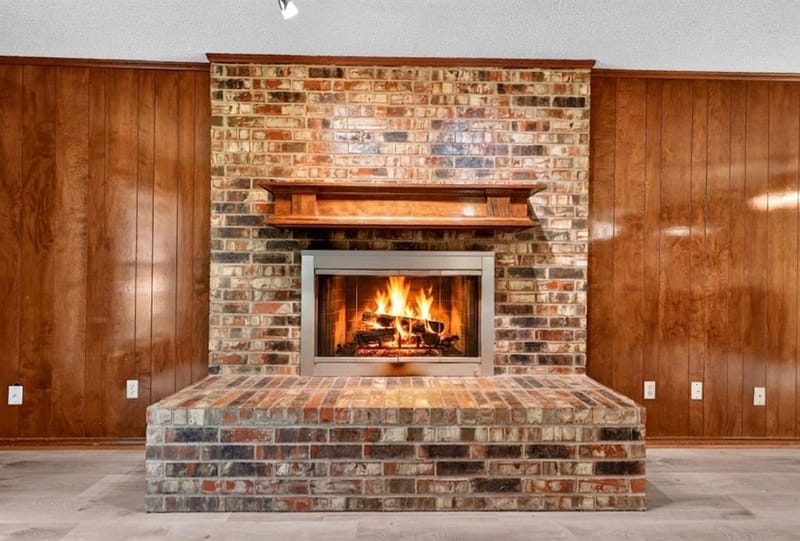 3905 Palomino Drive, Benbrook TX 76116 - Photo 3