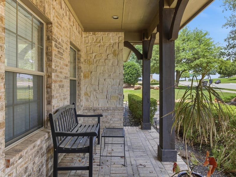 11029 Owl Creek Drive, Fort Worth TX 76179 - Photo 8