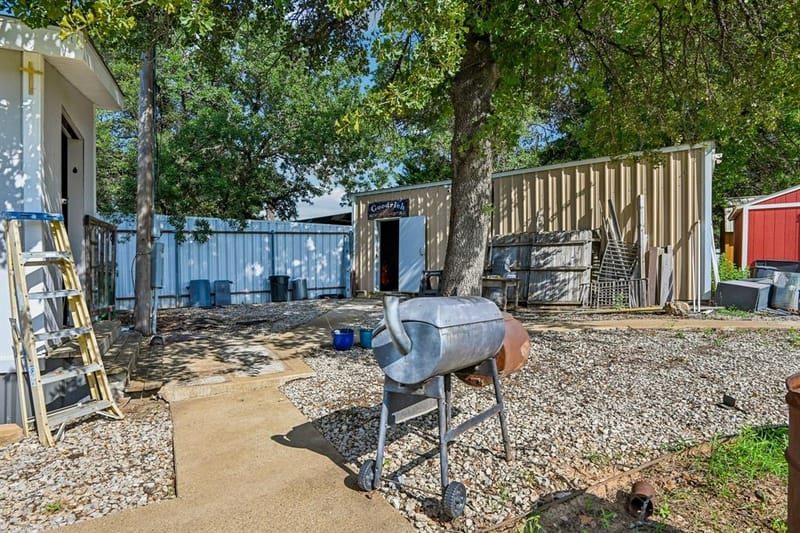 128 Gunnison Court, Azle TX 76020 - Photo 26