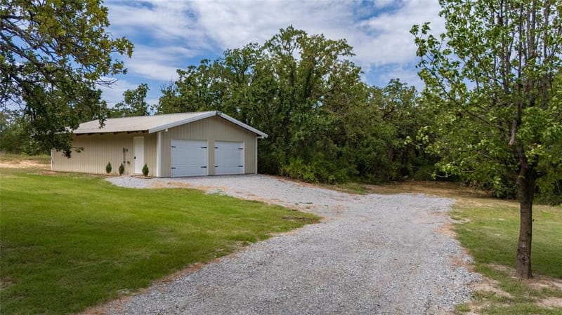 1704 County Road 3555, Paradise TX 76073 - Photo 30