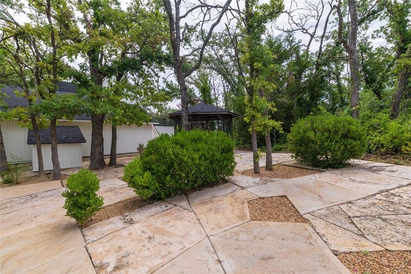 1704 County Road 3555, Paradise TX 76073 - Photo 34