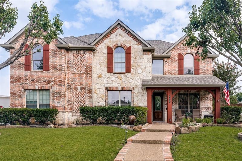 608 Chalk Hill Lane, Murphy TX 75094 - Photo 2
