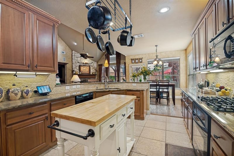 608 Chalk Hill Lane, Murphy TX 75094 - Photo 8