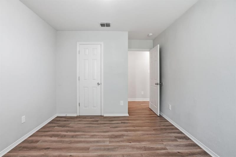 202 Creek Cove Drive, Dallas TX 75217 - Photo 23