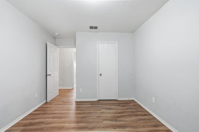 202 Creek Cove Drive, Dallas TX 75217 - Photo 27