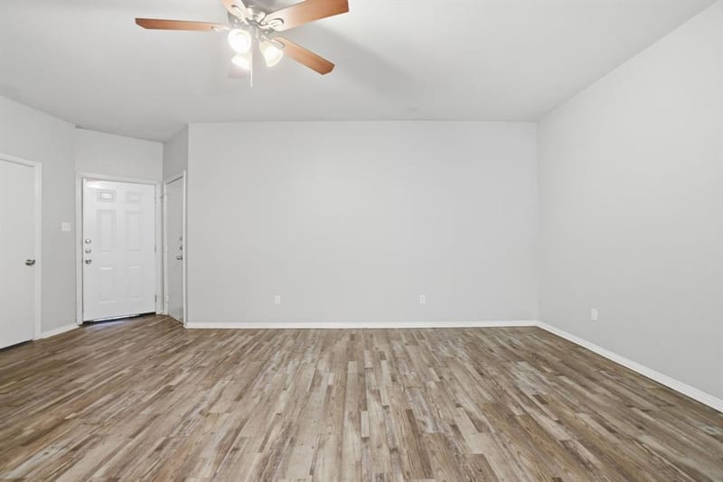 202 Creek Cove Drive, Dallas TX 75217 - Photo 12