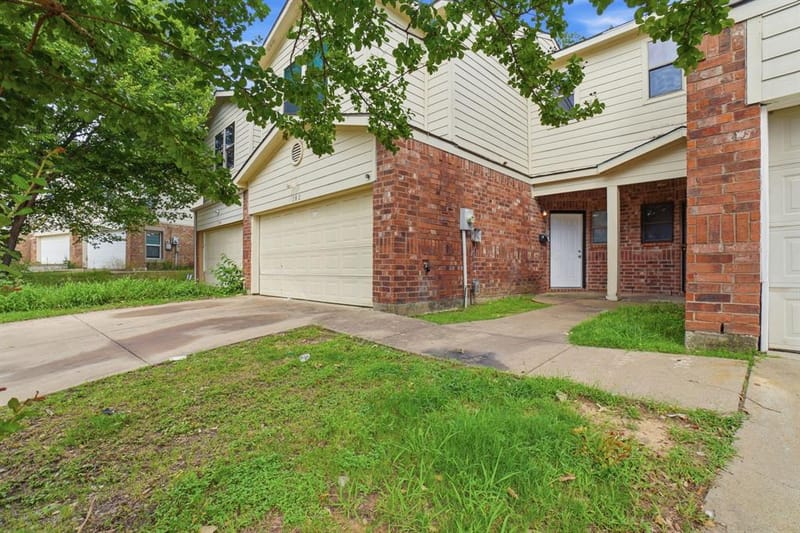 202 Creek Cove Drive, Dallas TX 75217 - Photo 3