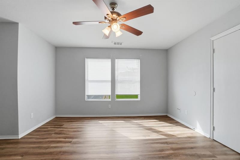 202 Creek Cove Drive, Dallas TX 75217 - Photo 28