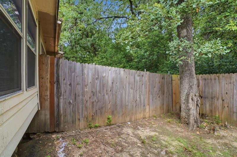 202 Creek Cove Drive, Dallas TX 75217 - Photo 34