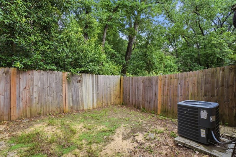 202 Creek Cove Drive, Dallas TX 75217 - Photo 35