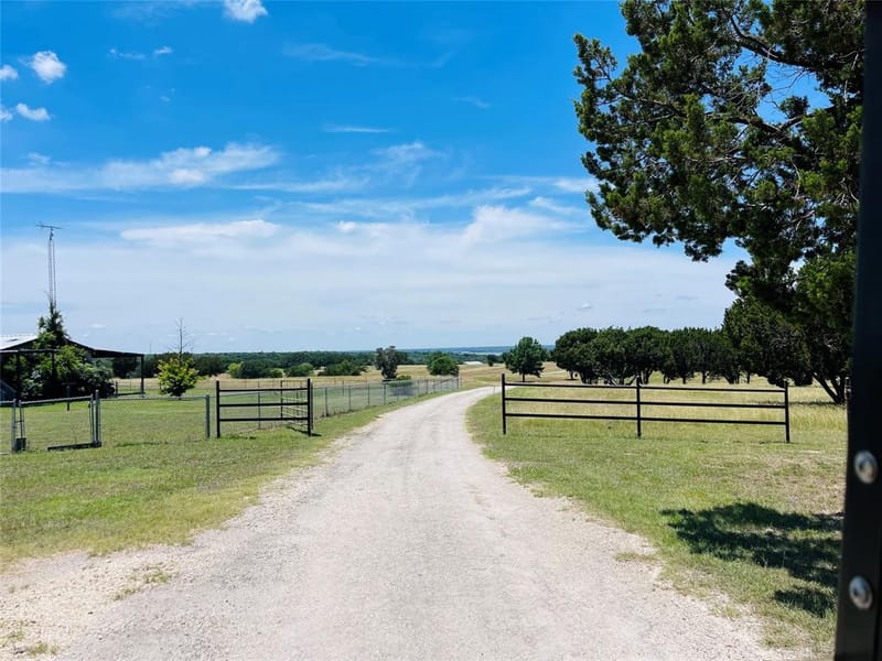 125 Patriot Drive, Whitney TX 76692 - Photo 20