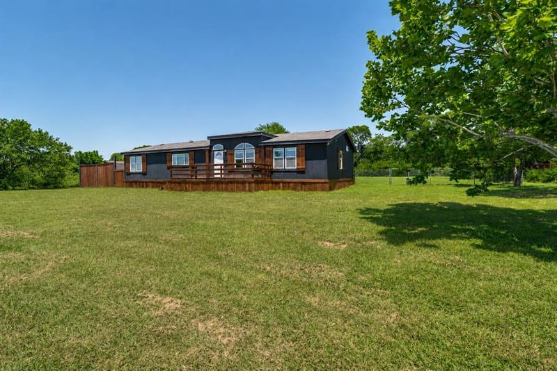 5715 Shady Hill Circle, Princeton TX 75407 - Photo 4