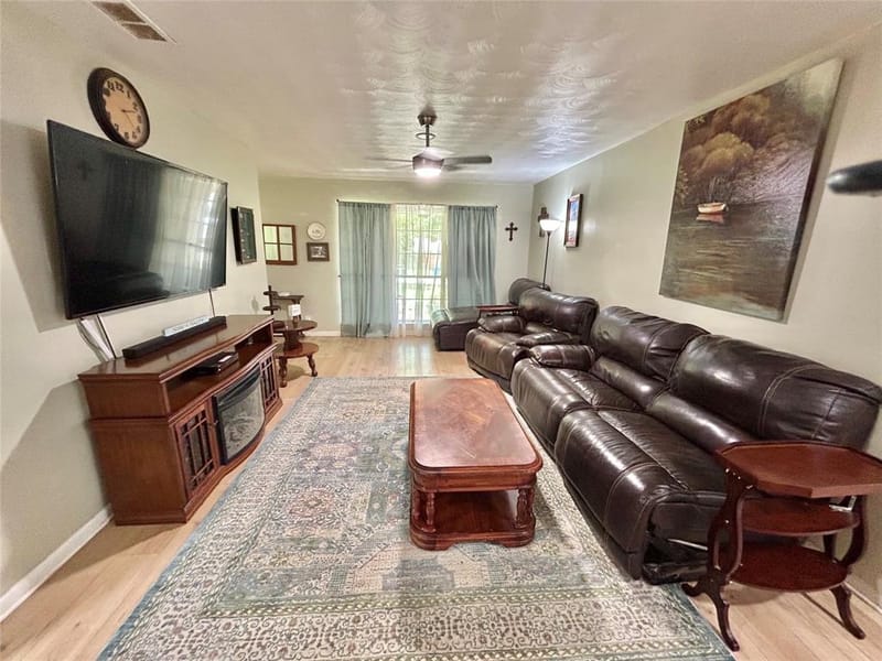 1335 Crestview Drive, Denison TX 75020 - Photo 4