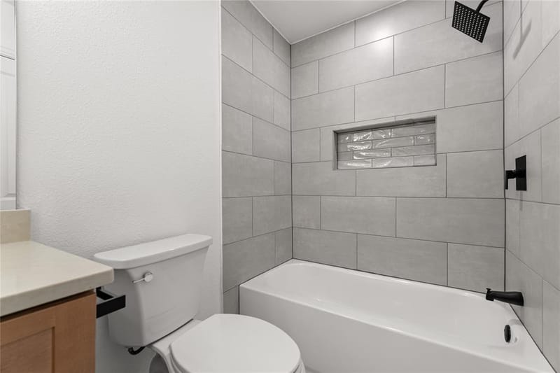 10236 Mapleridge Drive, Dallas TX 75238 - Photo 13
