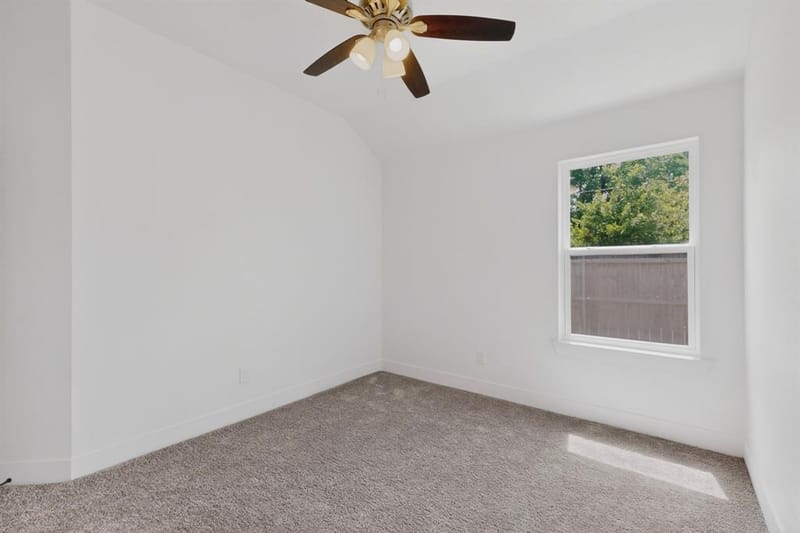 1615 Jones Street, Greenville TX 75401 - Photo 35