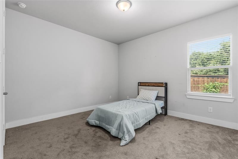 411 W Harwood Road, Euless TX 76039 - Photo 16