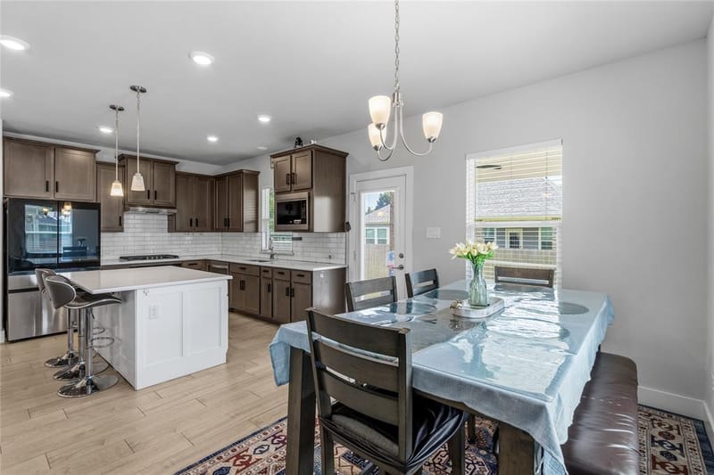 411 W Harwood Road, Euless TX 76039 - Photo 7