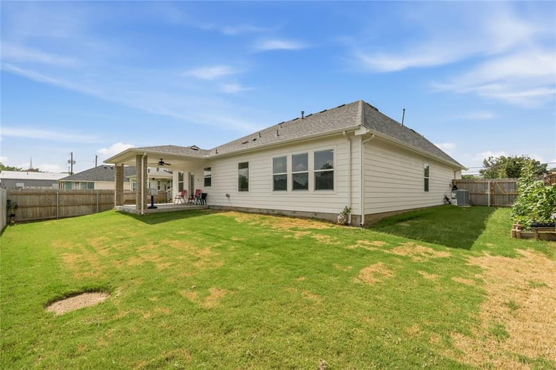 411 W Harwood Road, Euless TX 76039 - Photo 36