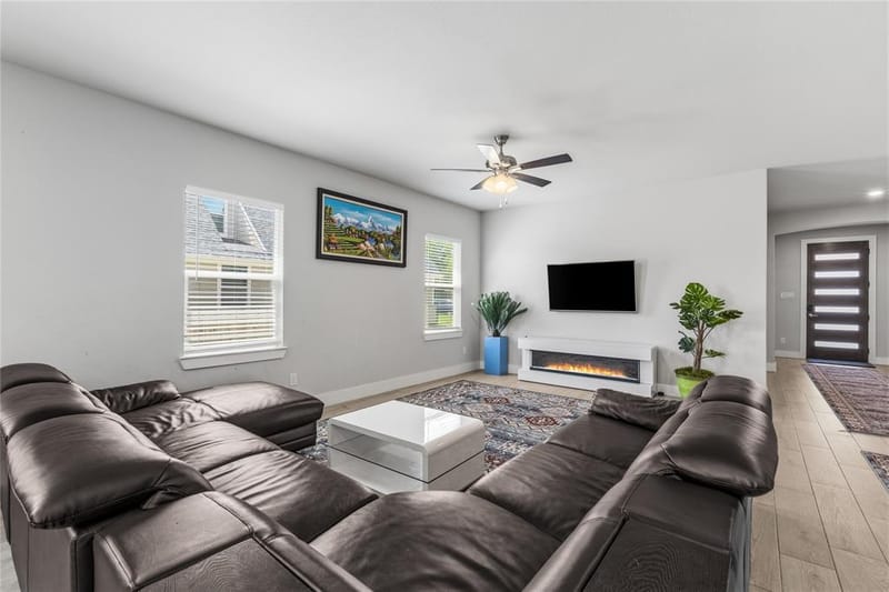 411 W Harwood Road, Euless TX 76039 - Photo 30