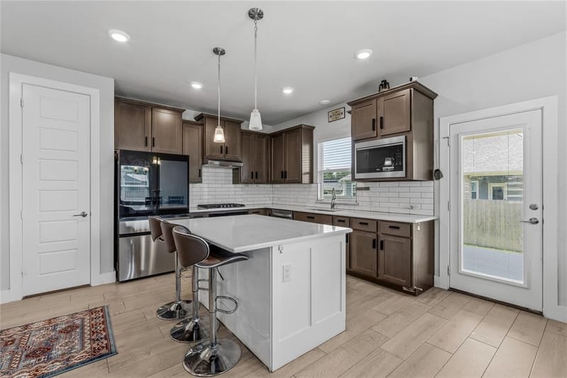 411 W Harwood Road, Euless TX 76039 - Photo 15