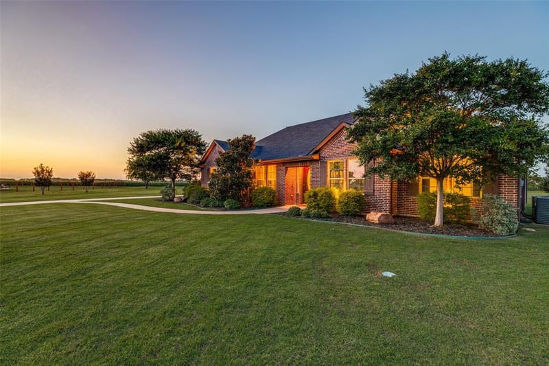 158 Whispering Winds Drive, Gunter TX 75058 - Photo 2